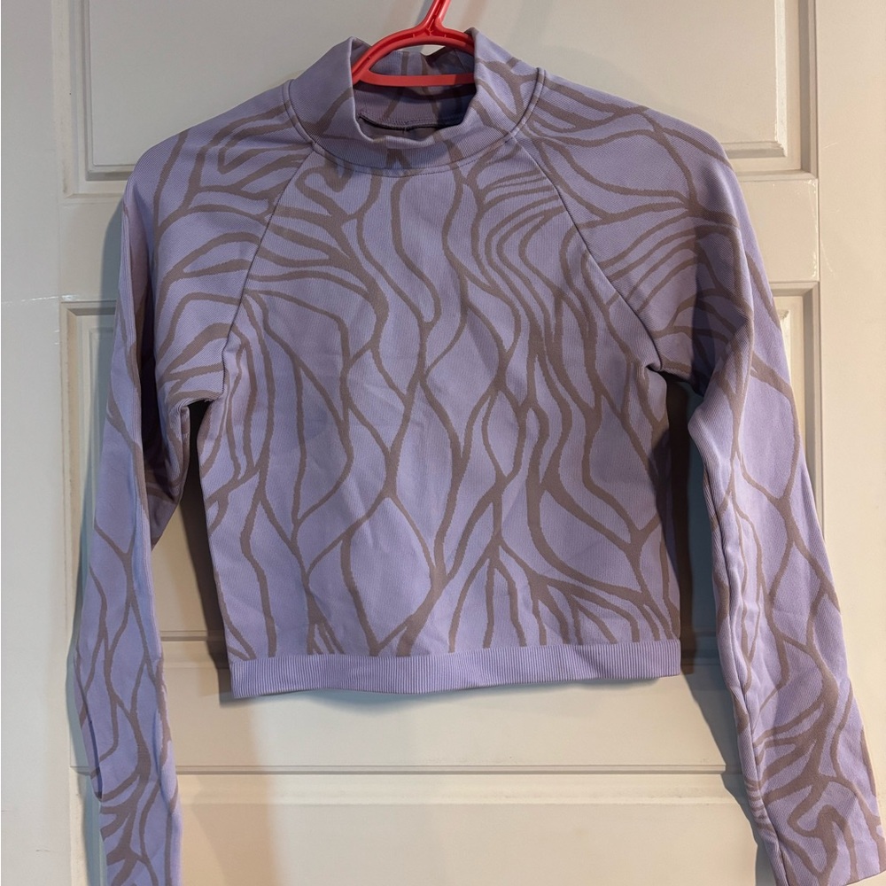 Fabletics Patterned Purple Women's Activewear Top